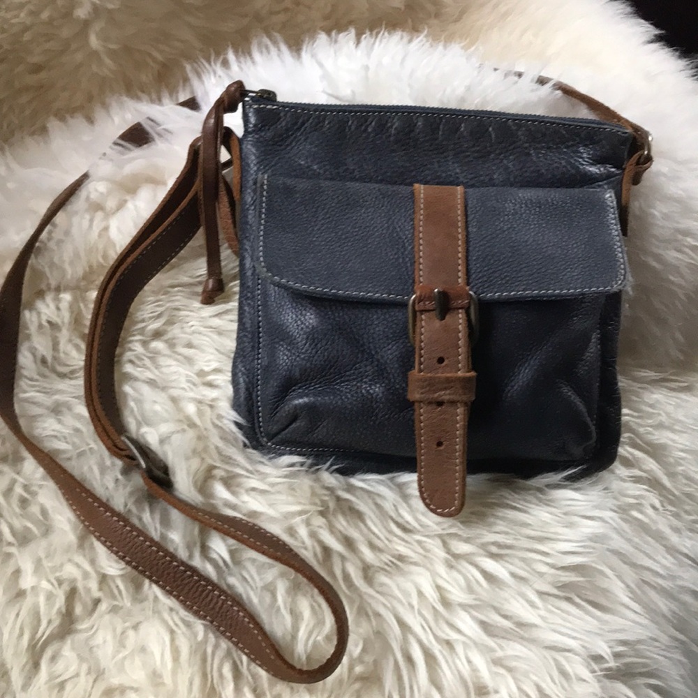 Roots Crossbody Leather Purse